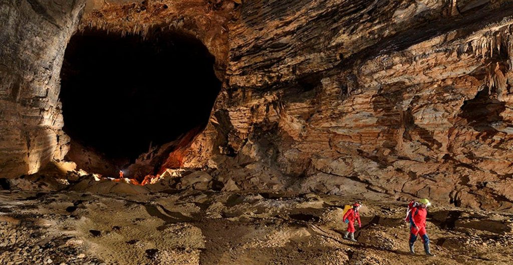 Tahery Cave Adventure